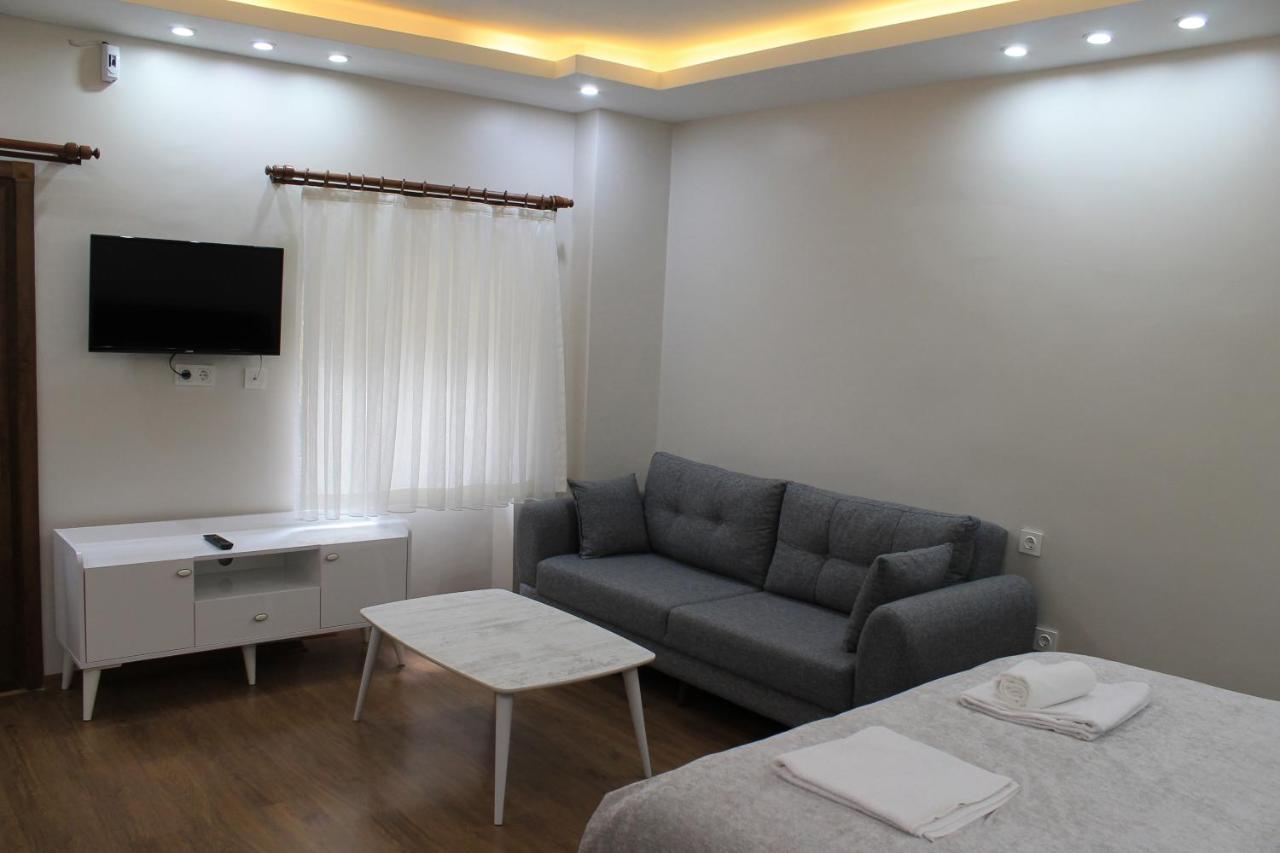Beyoglu Asmalimescit'Te Mobilyali Balkonlu Daire Apartment Istanbul Exterior photo